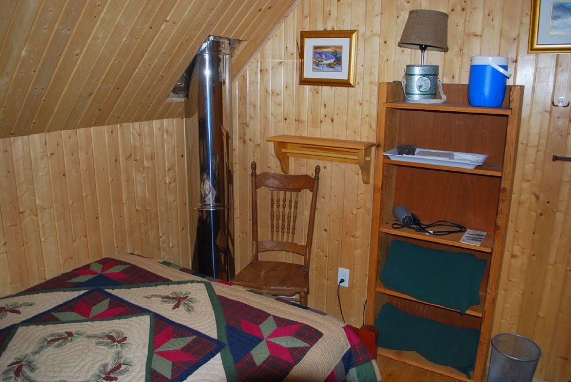 Inn De La Riviere Matapedia - Matapedia River Routhierville