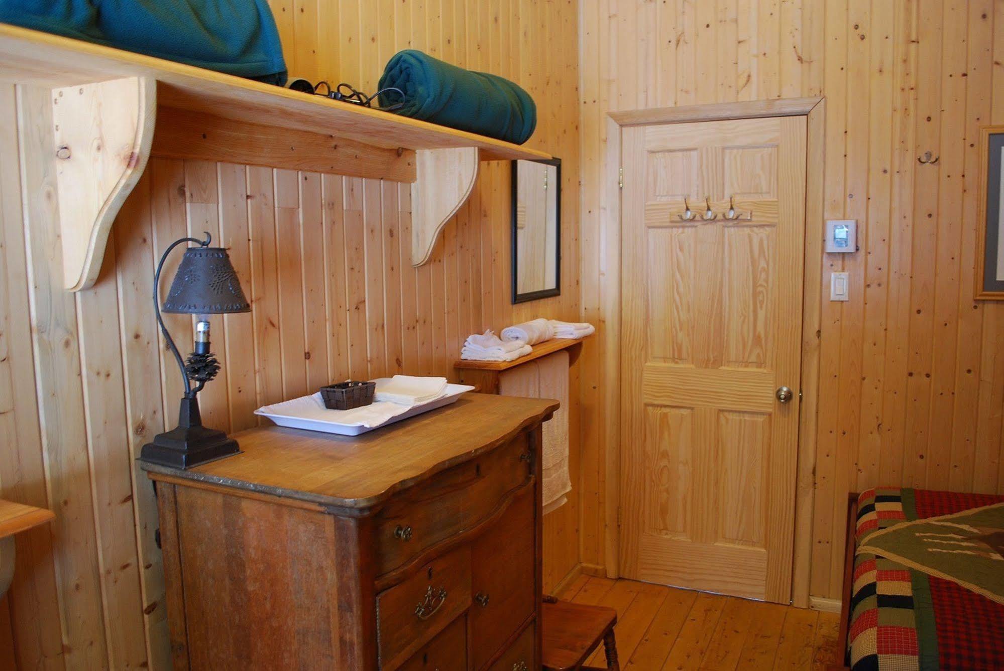 Inn De La Riviere Matapedia - Matapedia River Routhierville